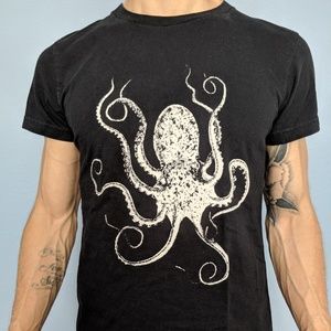 Black t shirt with octopus/kraken print